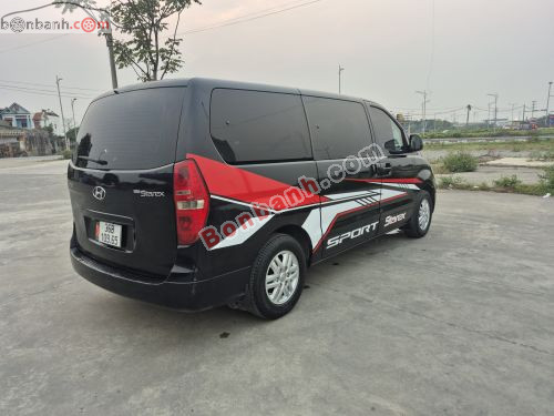 Hyundai Grand Starex 2.5 MT 2017 - ảnh 4