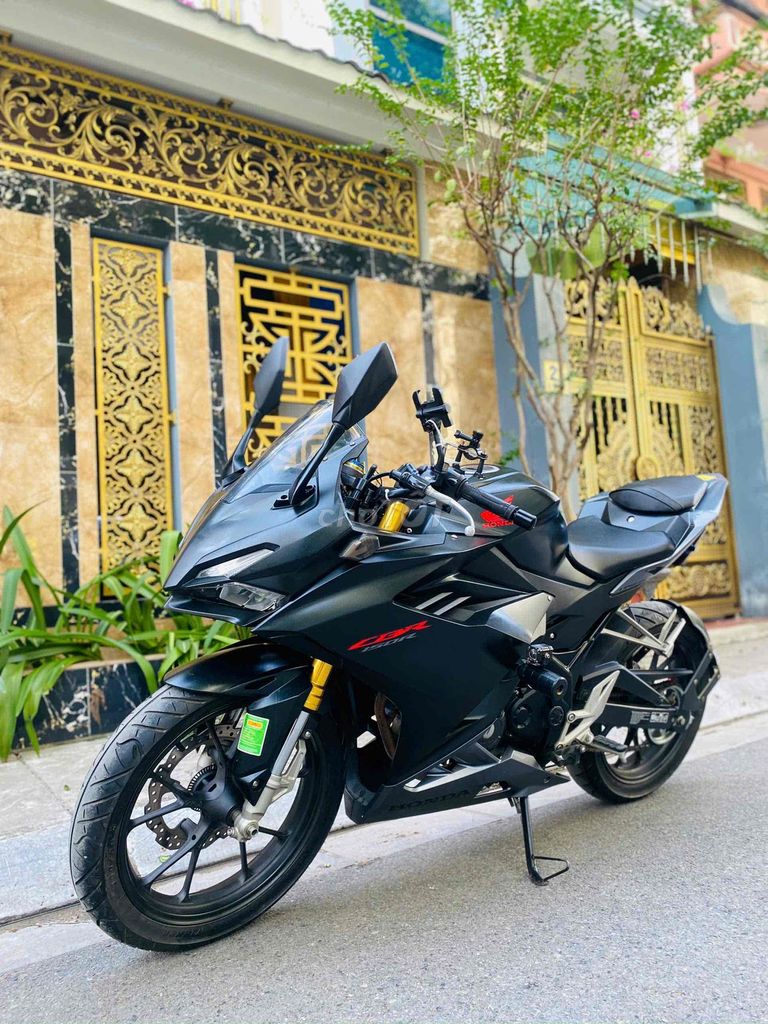 HONDA CBR 2022 - ảnh 1