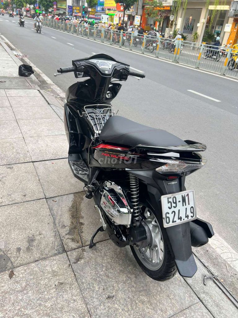 Honda Air Blade 2014 - ảnh 2