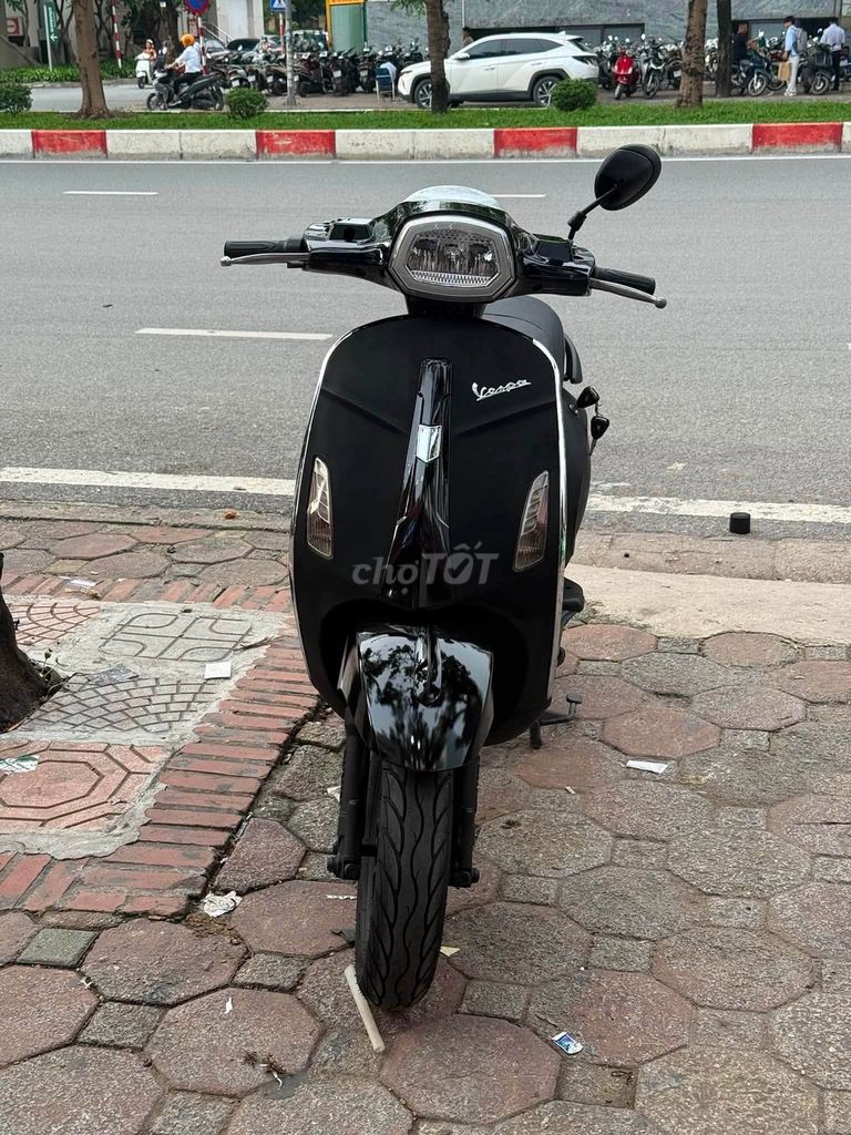 Vespa 2026 - ảnh 1