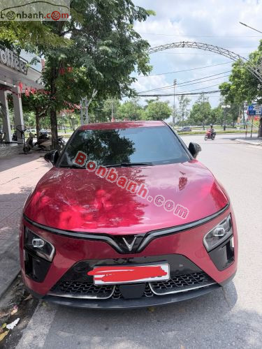 VinFast VF7 Plus AWD 2025 - ảnh 1
