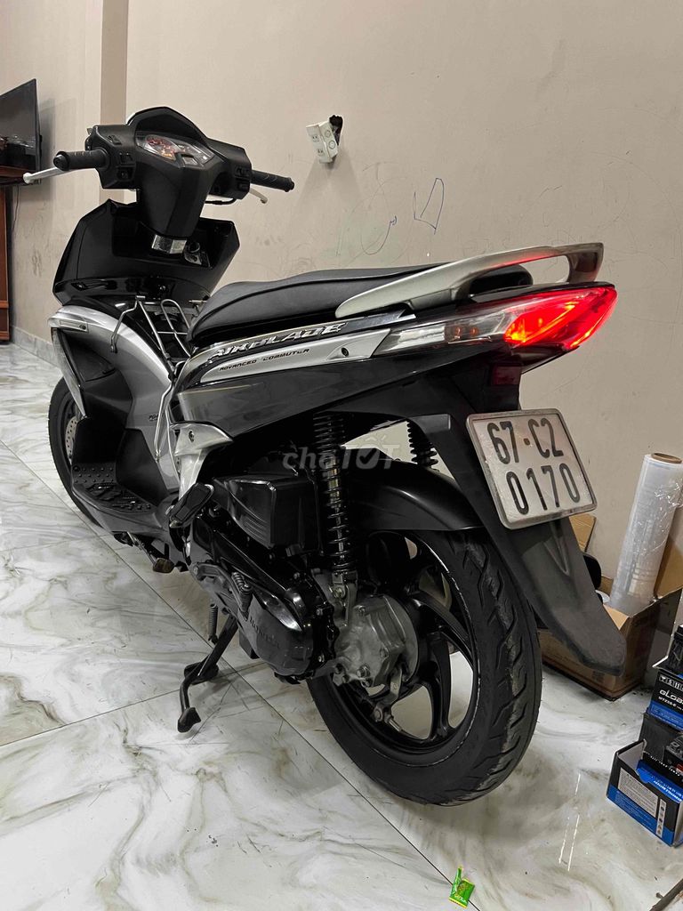 Honda Air Blade 2010 - ảnh 2
