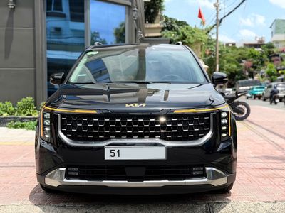 Kia Carnival - ảnh 1