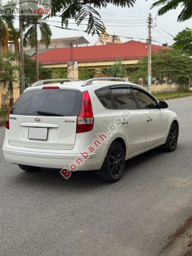 Hyundai i30 CW 1.6 AT 2011 - ảnh 4