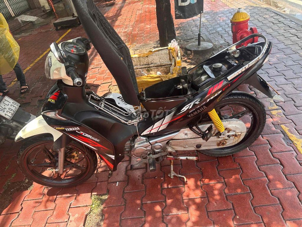 Yamaha Sirius 2015 - ảnh 3