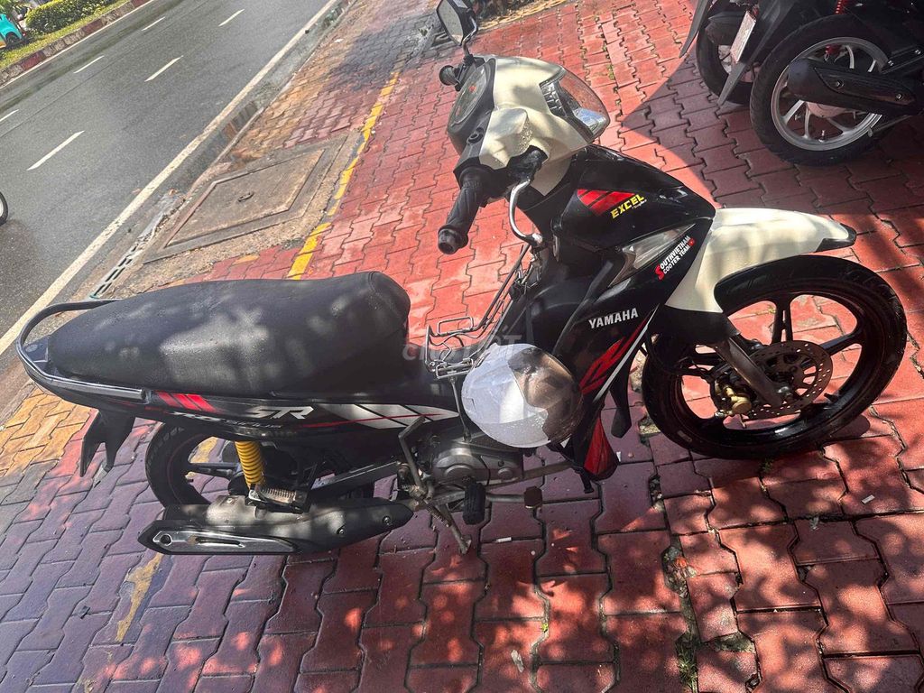 Yamaha Sirius 2015 - ảnh 4