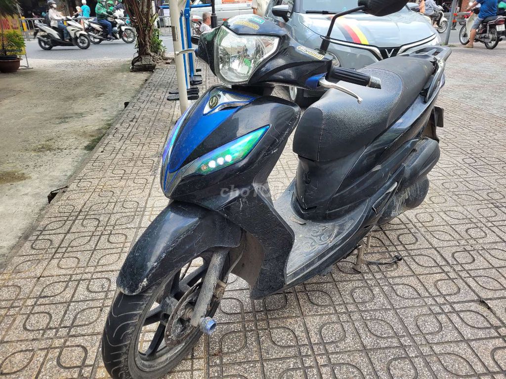 SYM Shark 2012 - ảnh 2