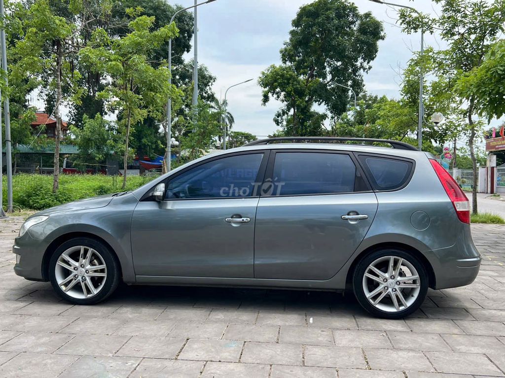 Hyundai 2010 - ảnh 3