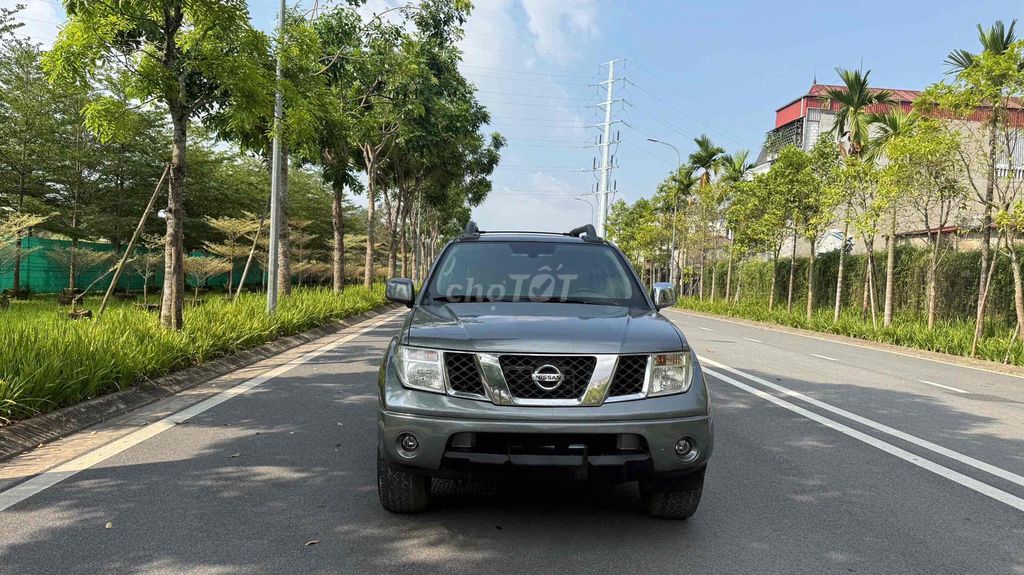 Nissan Navara 2012 - ảnh 1