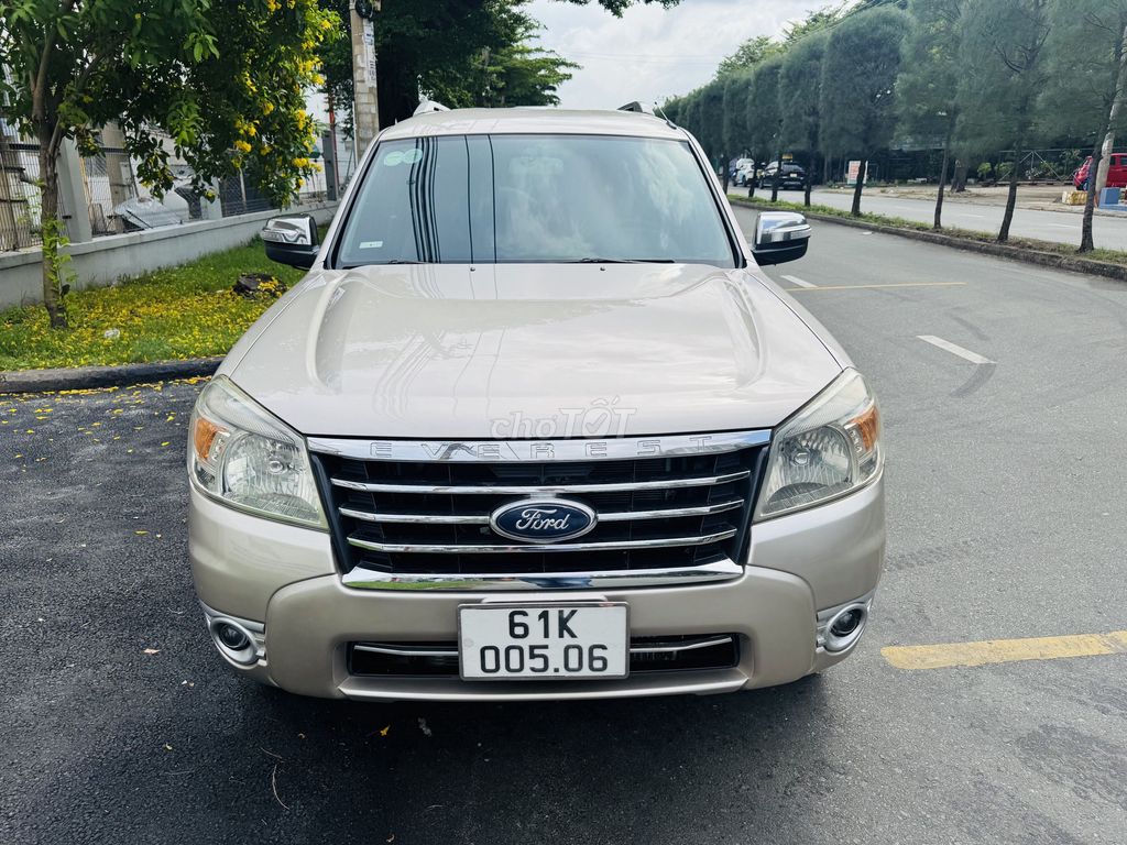 Ford Everest 2009 - ảnh 1