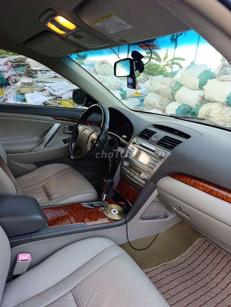 Toyota Camry 2.4G - ảnh 3
