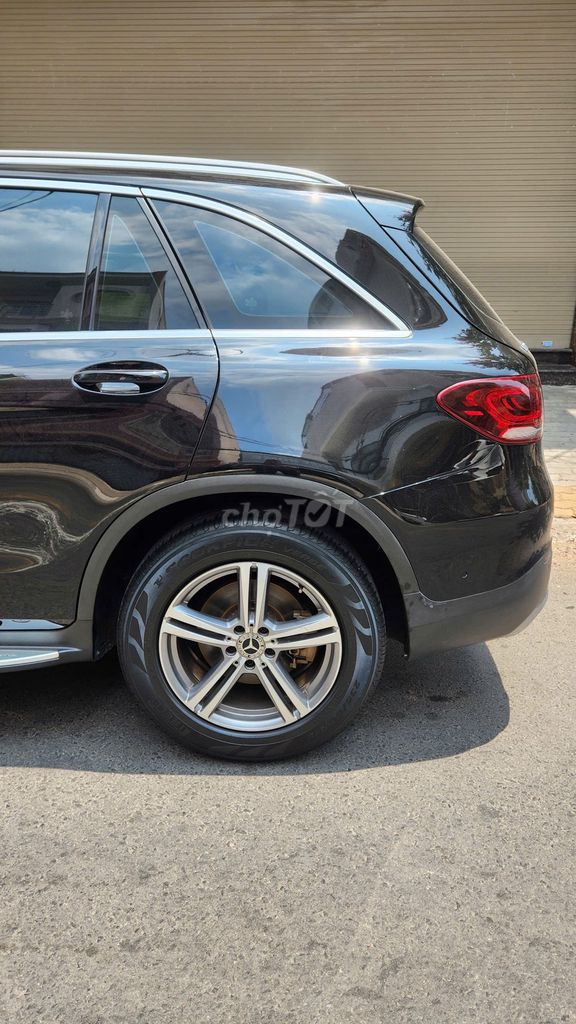 Mercedes-Benz GLC 2021 - ảnh 5