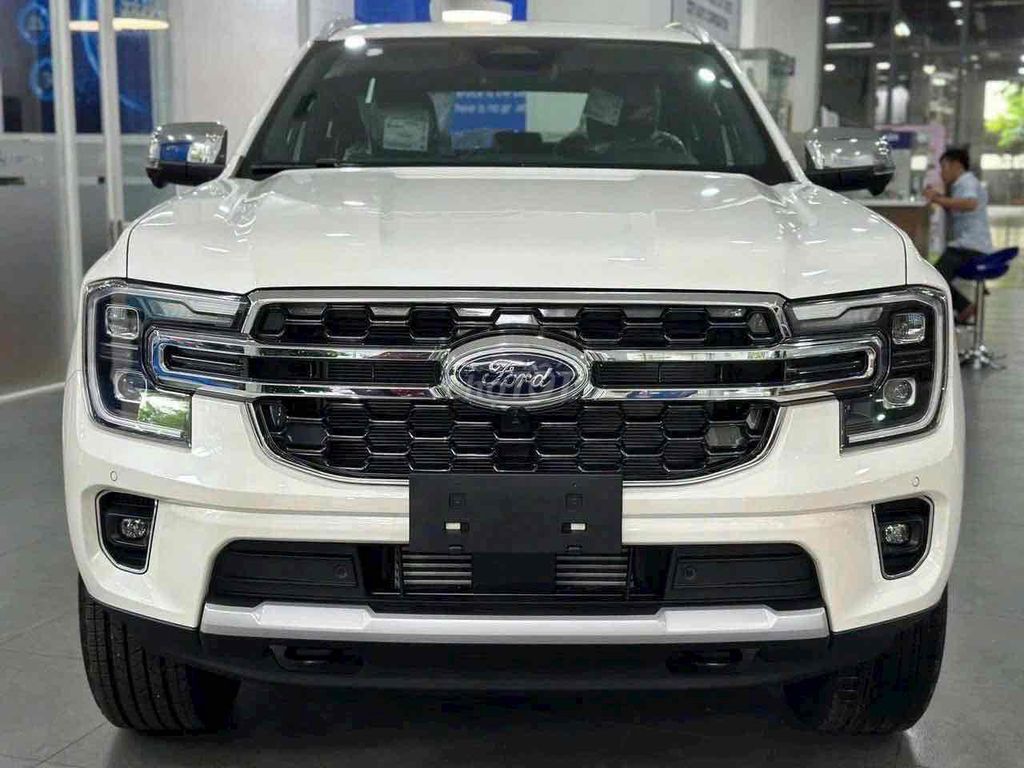 Ford Everest 2026 - ảnh 2