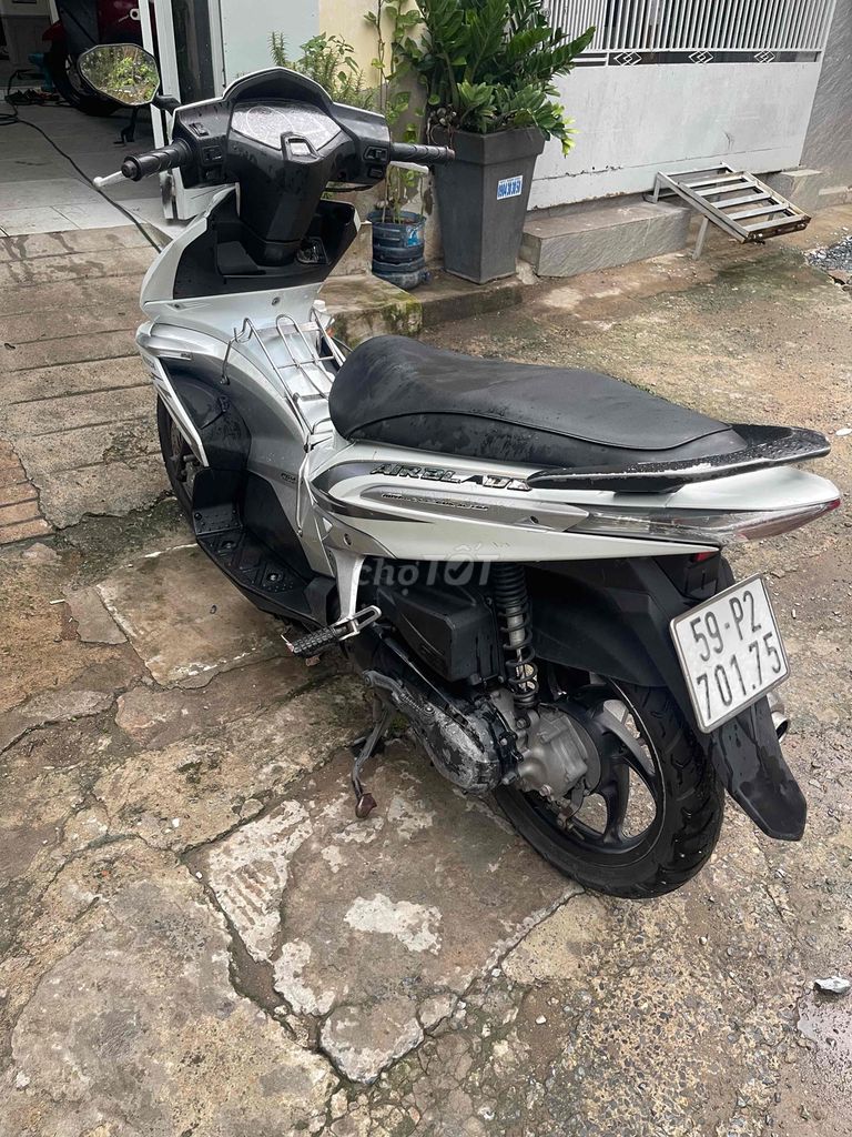 Honda Air Blade 2010 - ảnh 3