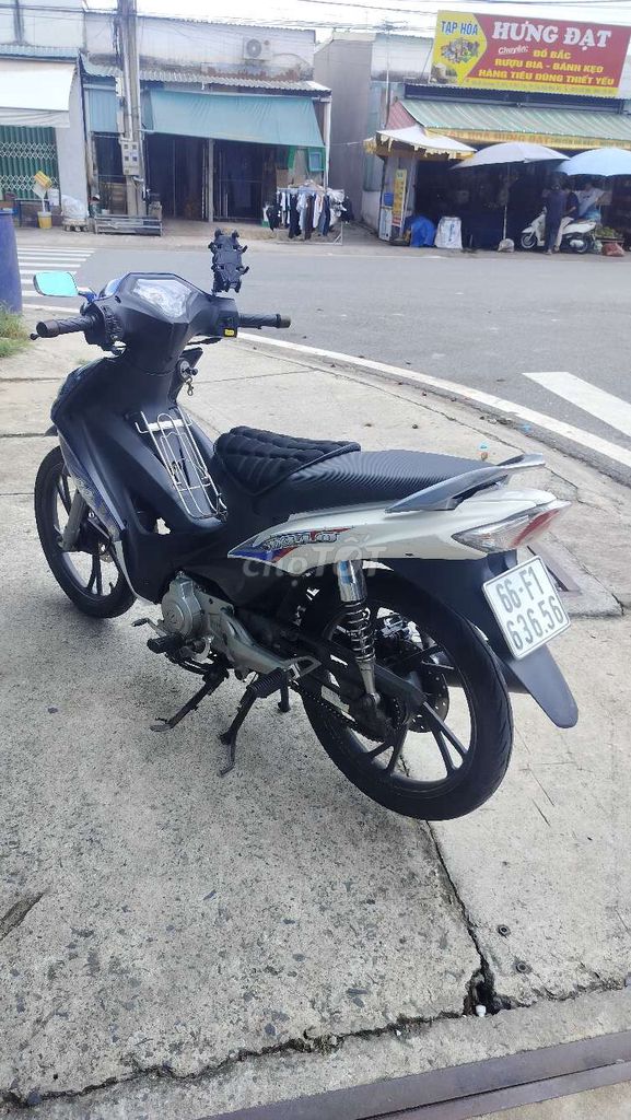 Suzuki Axelo 2013 - ảnh 2