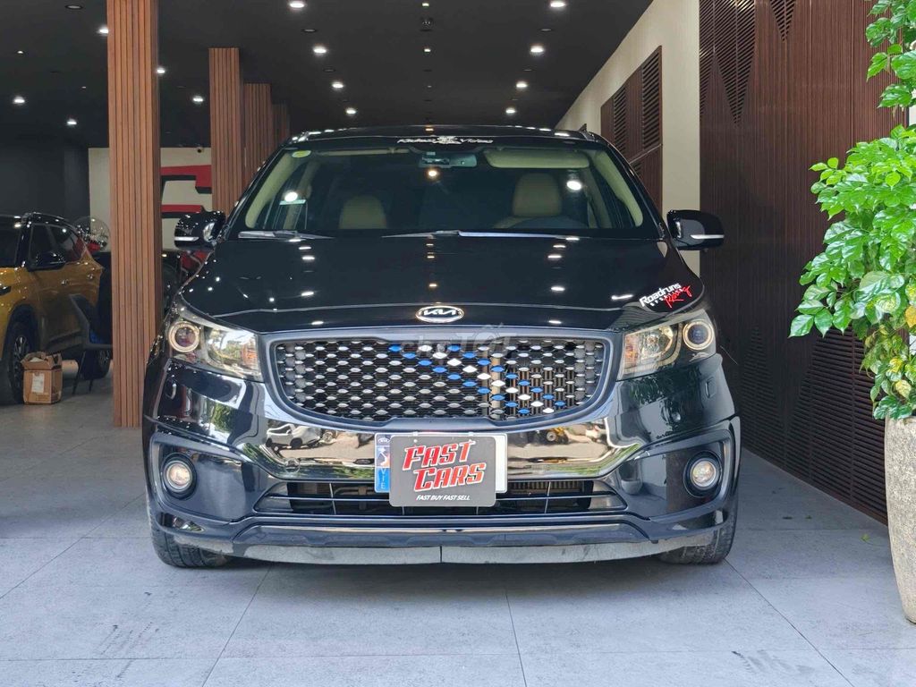 Kia Sedona 2017 - ảnh 1