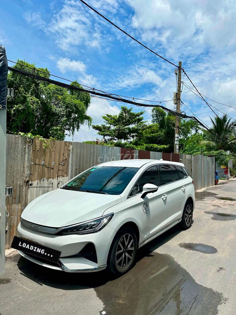BYD M6 2025 - ảnh 1
