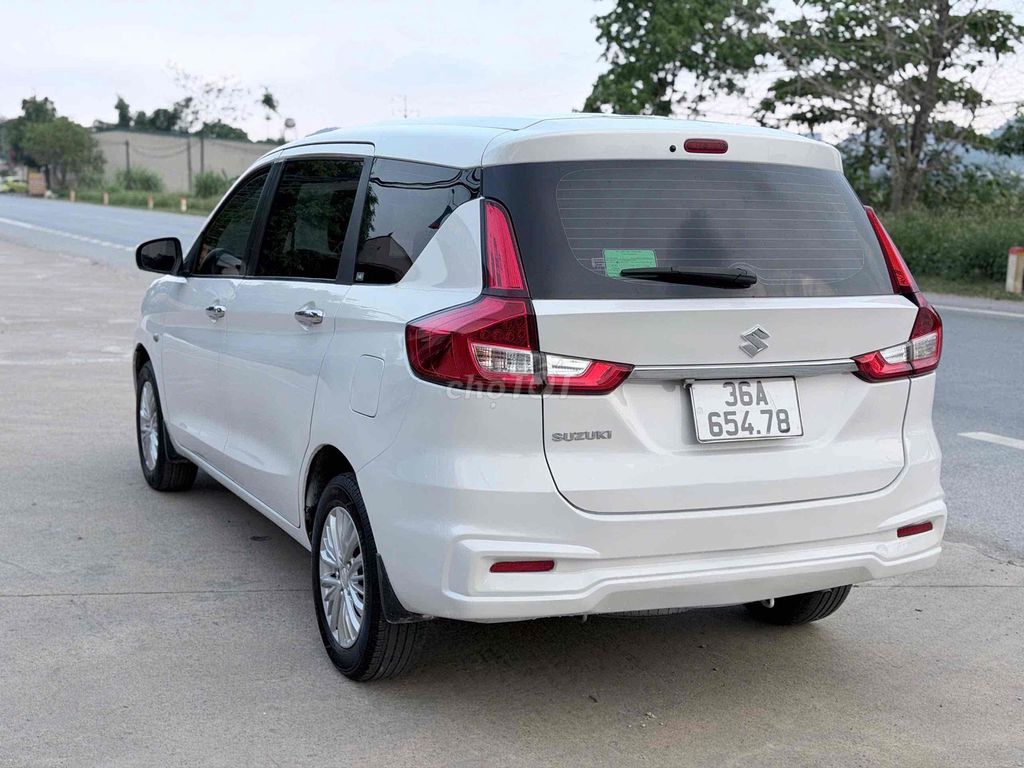 Suzuki Ertiga 2021 - ảnh 3
