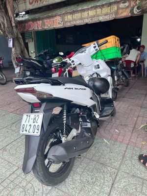 Honda Air Blade 2018 - ảnh 1