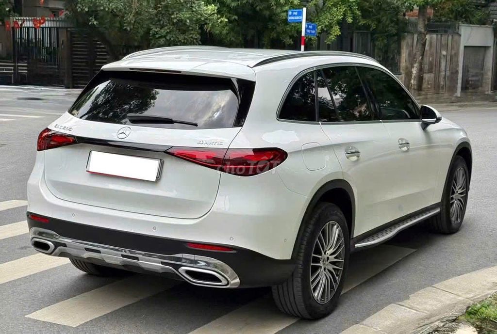 Mercedes-Benz 2024 - ảnh 2