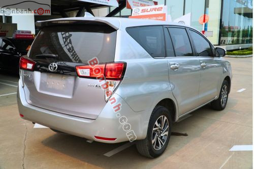 Toyota Innova G 2022 - ảnh 4