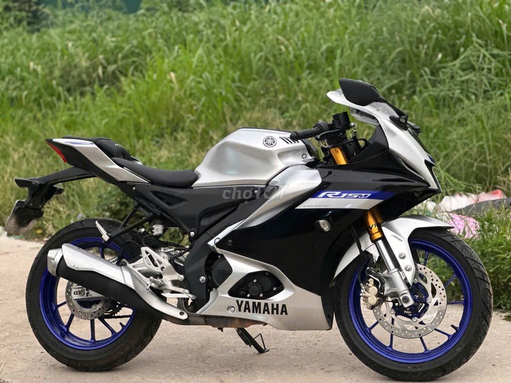 Yamaha R 2025 - ảnh 1