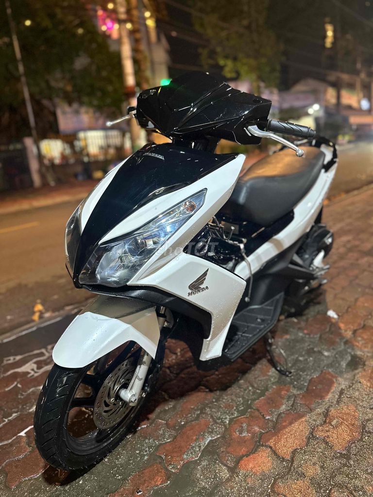 Honda Air Blade 2014 - ảnh 3