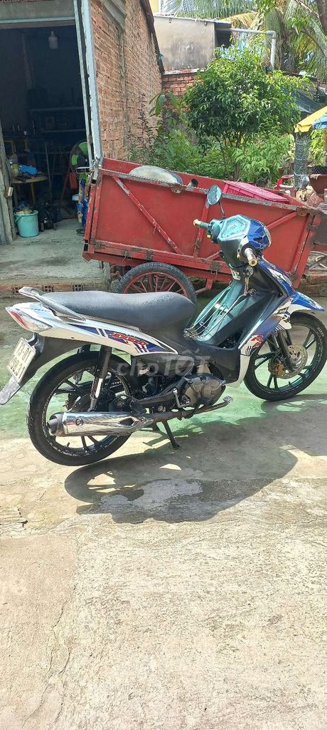 Suzuki Axelo 2013 - ảnh 1