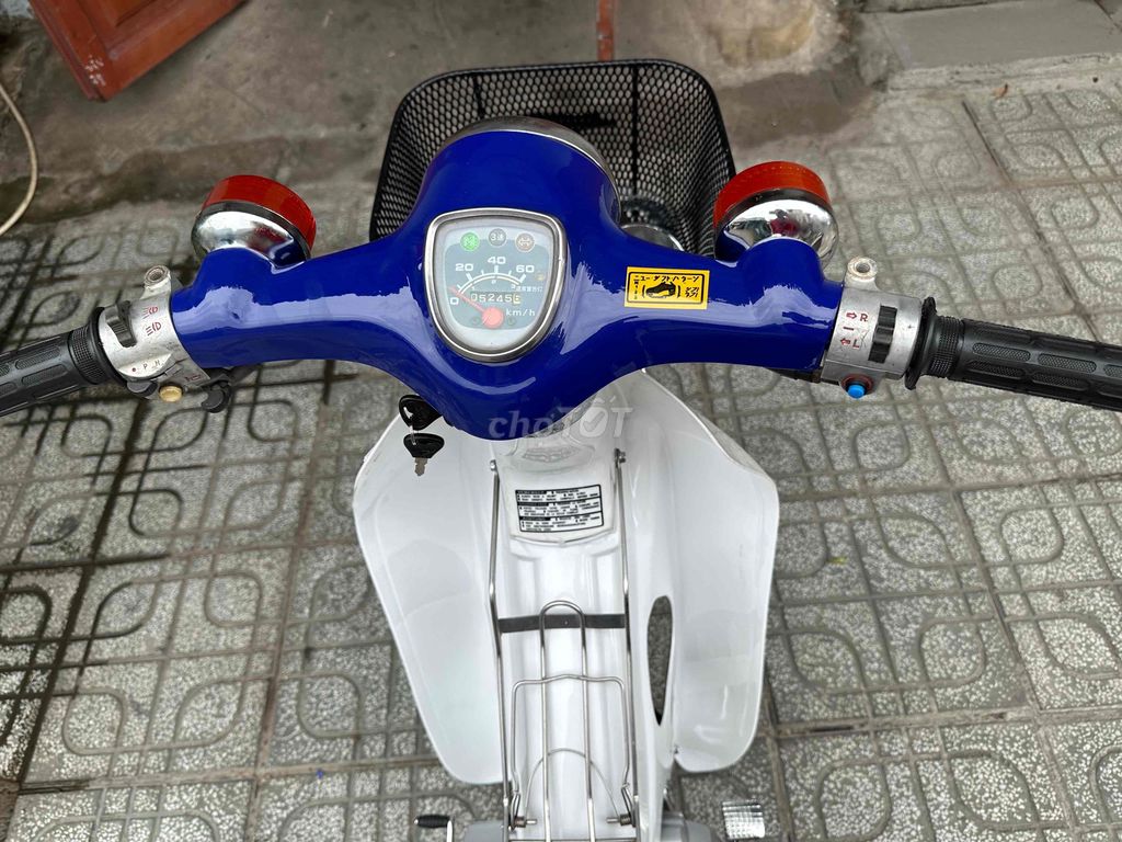 Honda Cub 2002 - ảnh 2