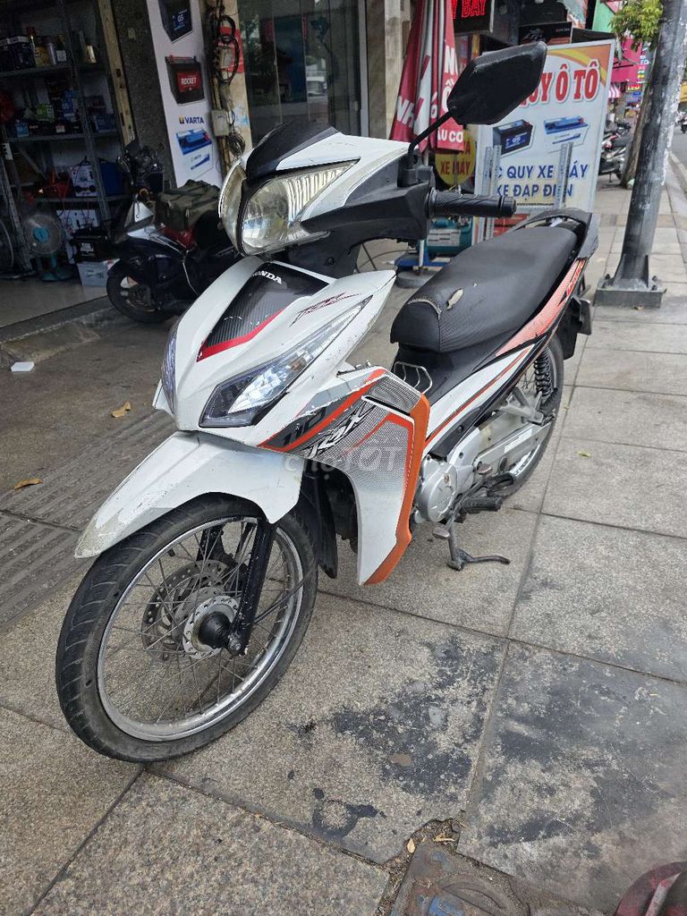 Honda Wave 2012 - ảnh 1