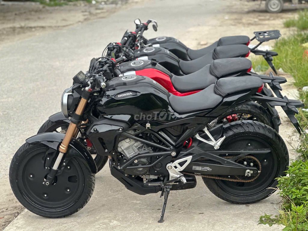 Honda CB 2025 - ảnh 1