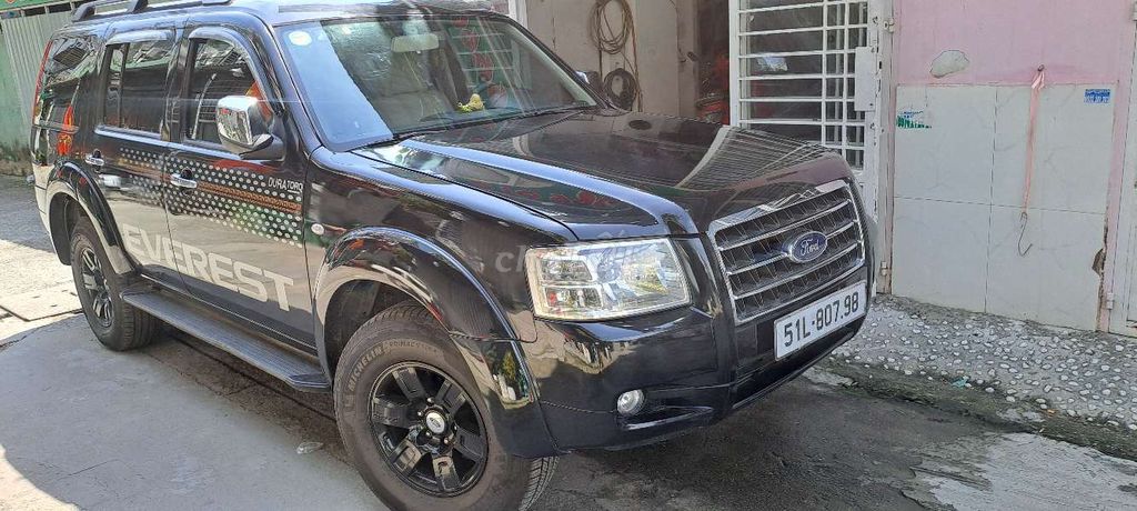 Ford Everest 2008 - ảnh 2
