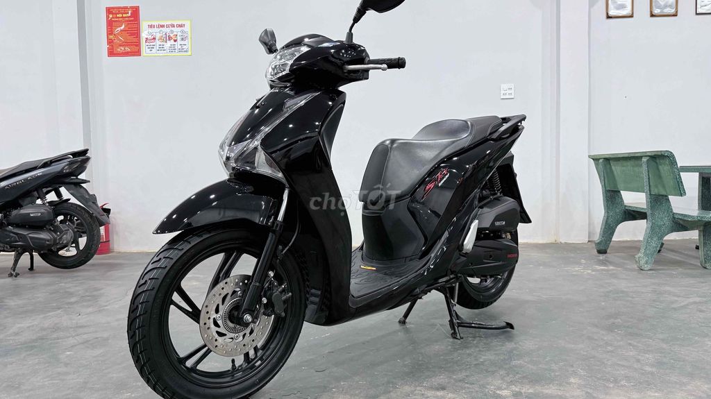 Honda SH 2017 - ảnh 1