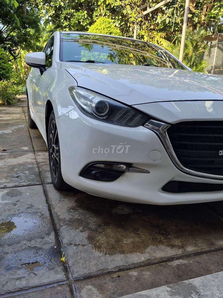 Mazda 3 - ảnh 1