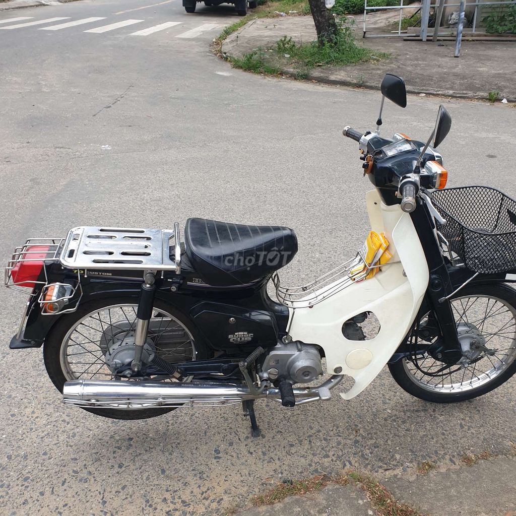 Honda 1999 - ảnh 1