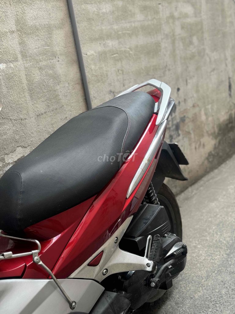 Honda Air Blade 2010 - ảnh 2