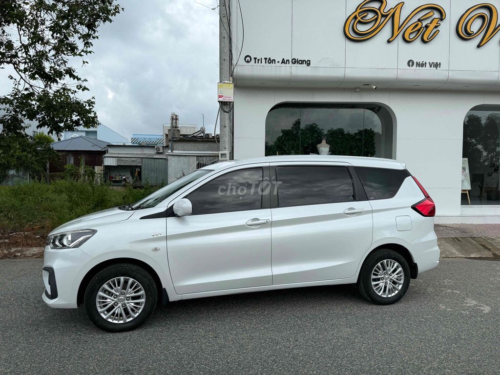 Suzuki Ertiga - ảnh 2