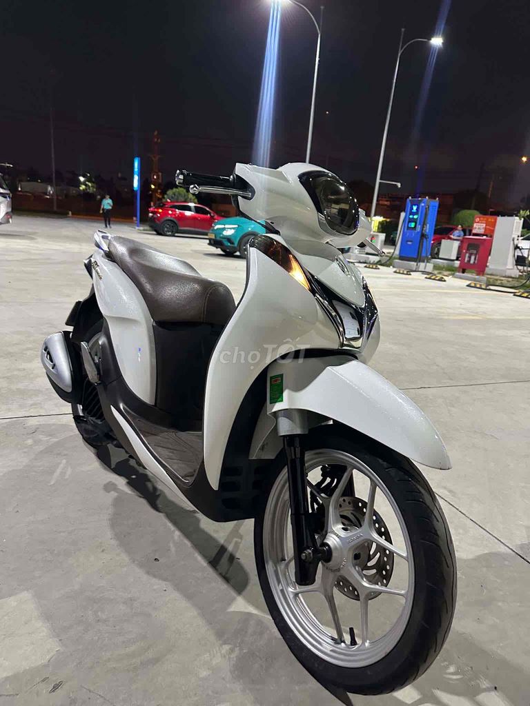 Honda SH Mode - ảnh 1
