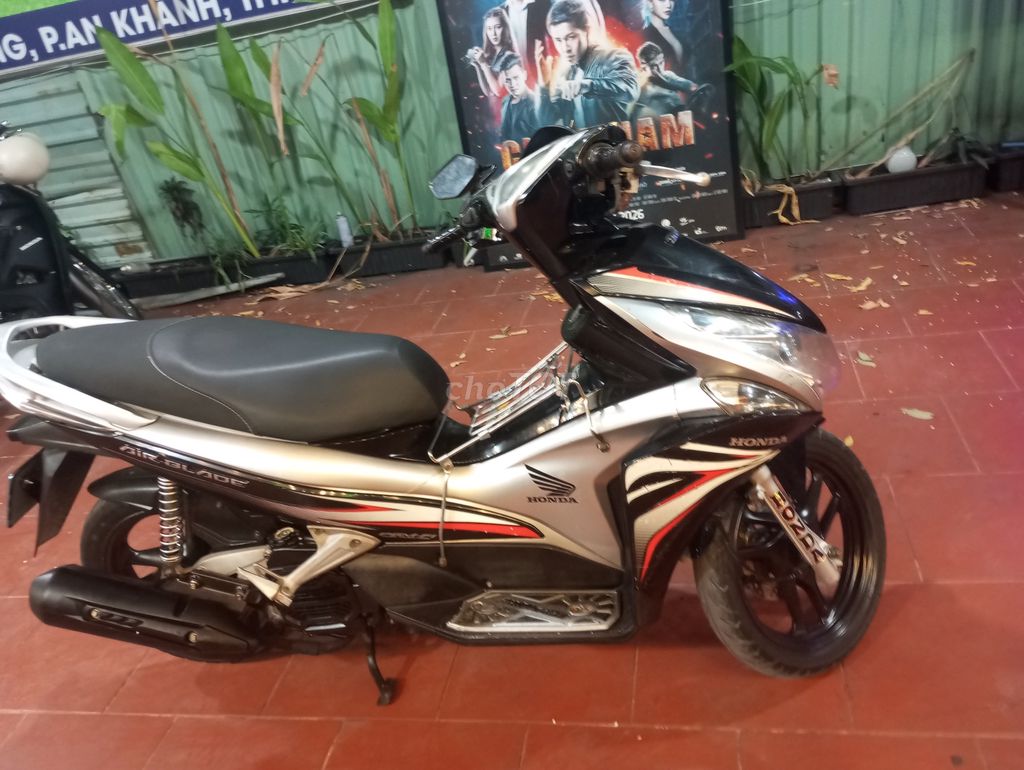 Honda Airblade 2011 - ảnh 4