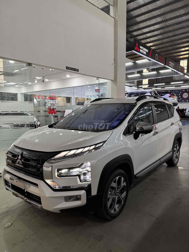 Mitsubishi Xpander Cross 2023 - ảnh 2
