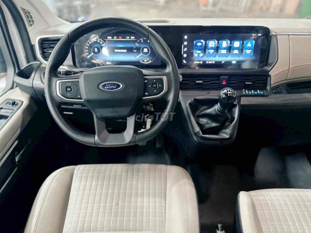 Ford Transit - ảnh 4