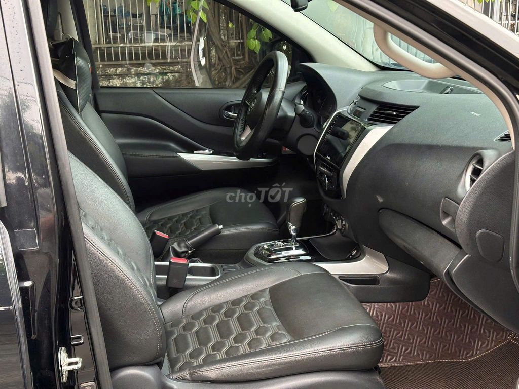 Nissan Navara 2022 - ảnh 2