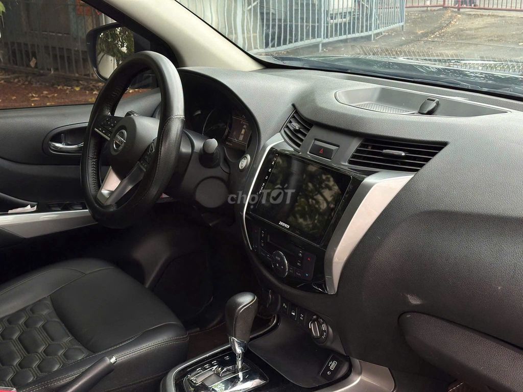 Nissan Navara 2022 - ảnh 5