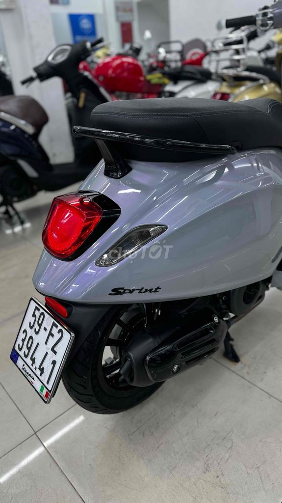 Vespa 2022 - ảnh 3