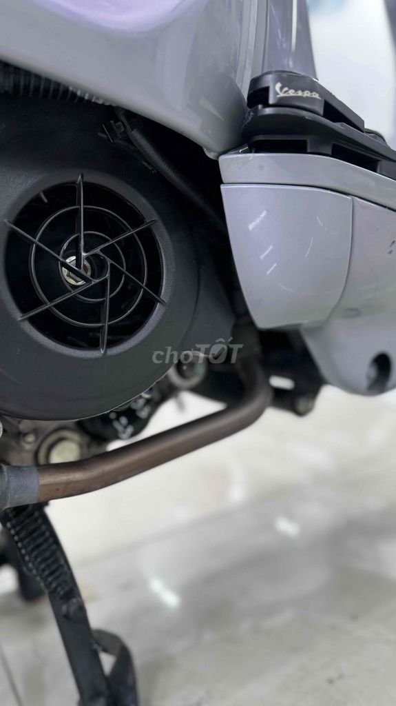 Vespa 2022 - ảnh 5