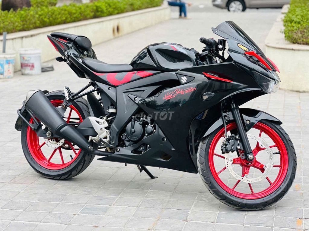 Suzuki GSX 2024 - ảnh 1
