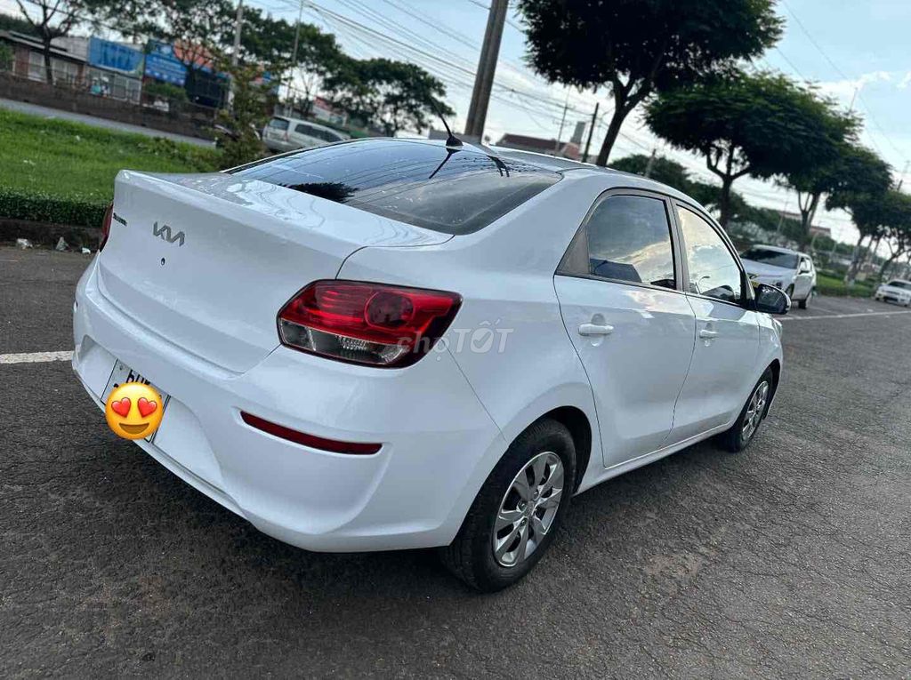 Kia Soluto 2022 - ảnh 2