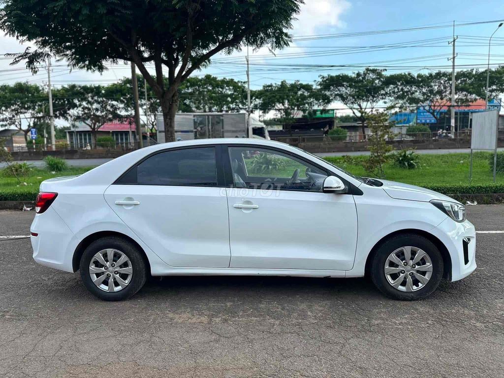Kia Soluto 2022 - ảnh 5