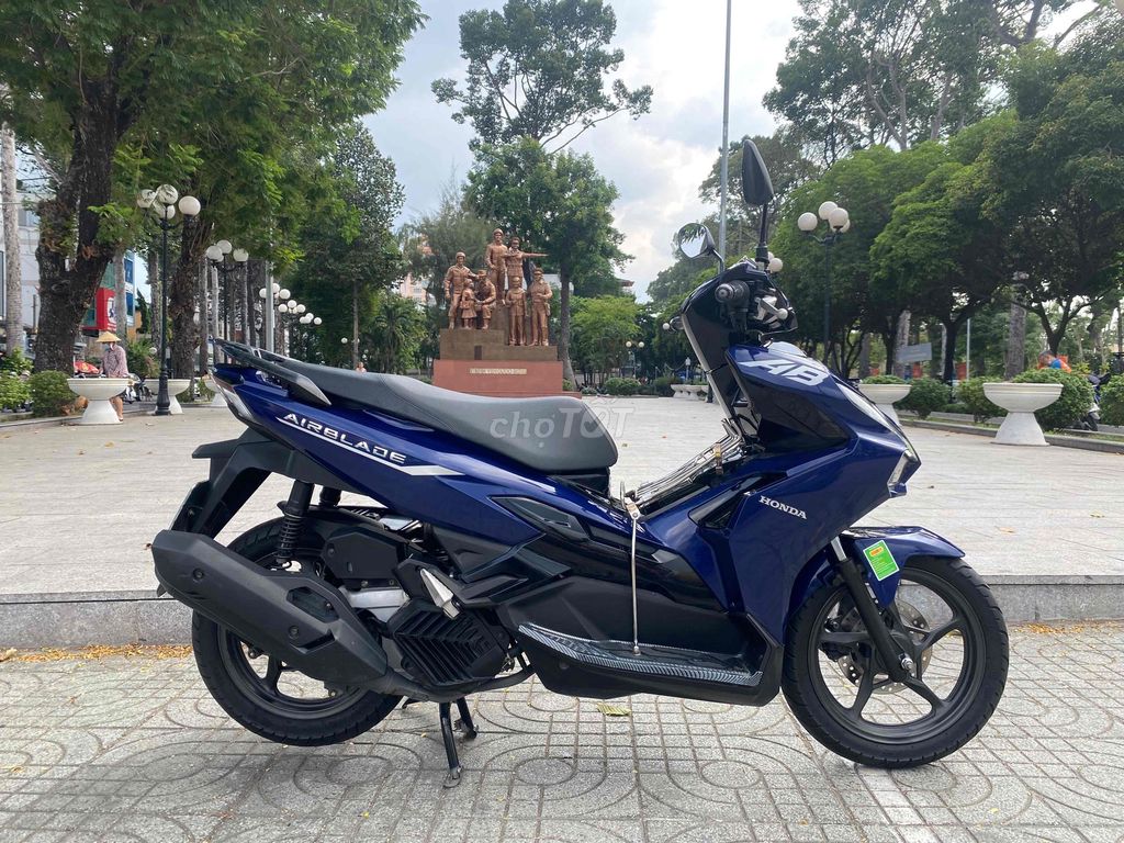 Honda Air Blade 2023 - ảnh 1