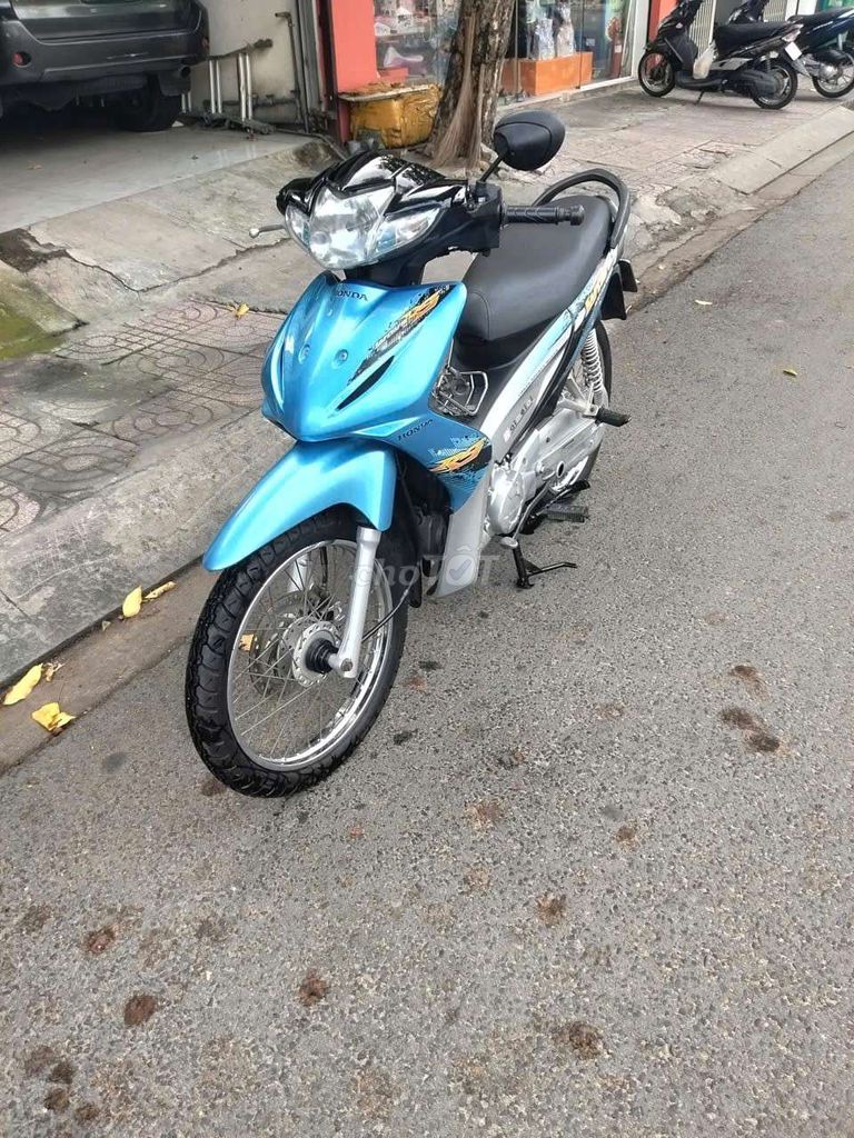 Honda Wave 2010 - ảnh 4